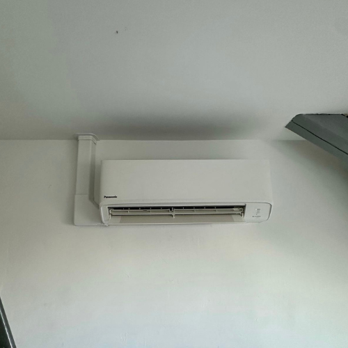 Pompe à chaleur air-air blanche